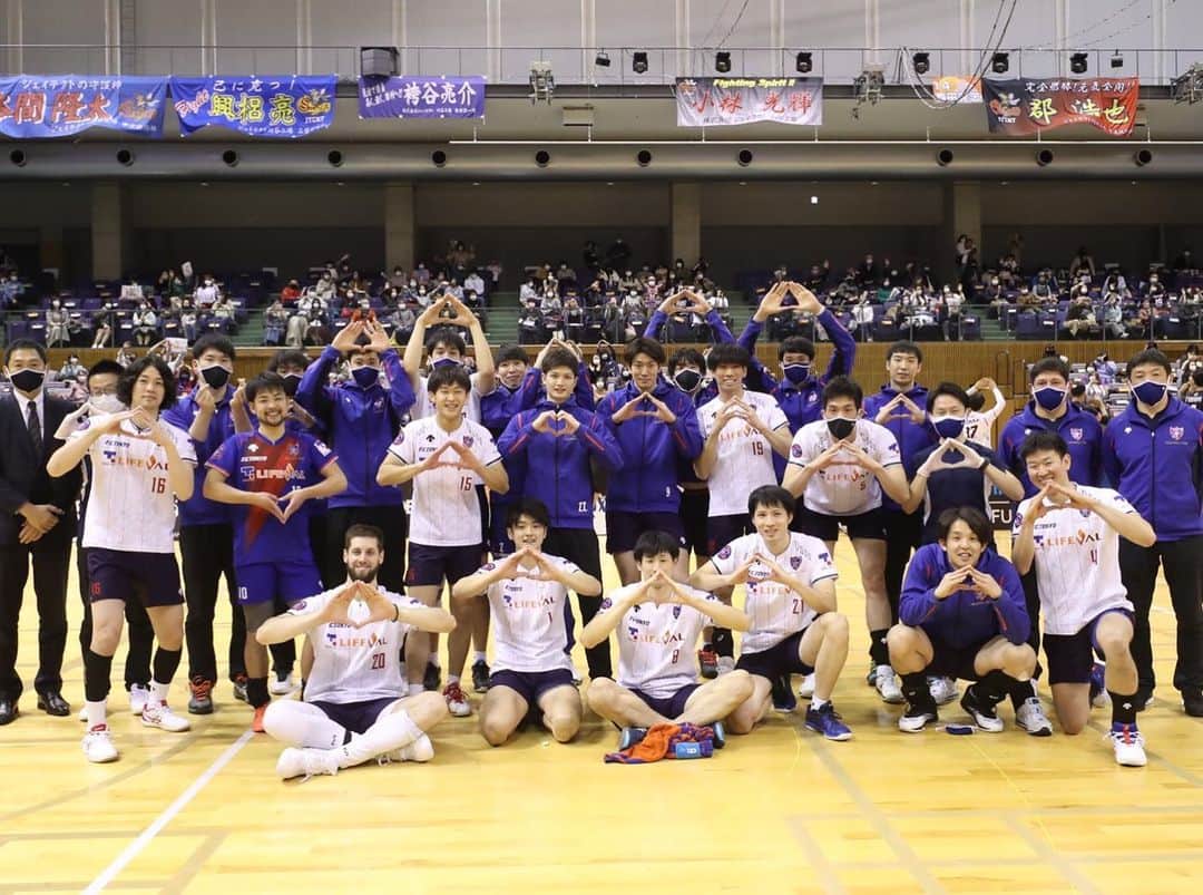 平田亮介のインスタグラム：「8勝目🌰 今日はありがとうございました😊 来週も頑張ります！！ #fctvb  #ジェイテクトstings  #Vリーグ #平田亮介」