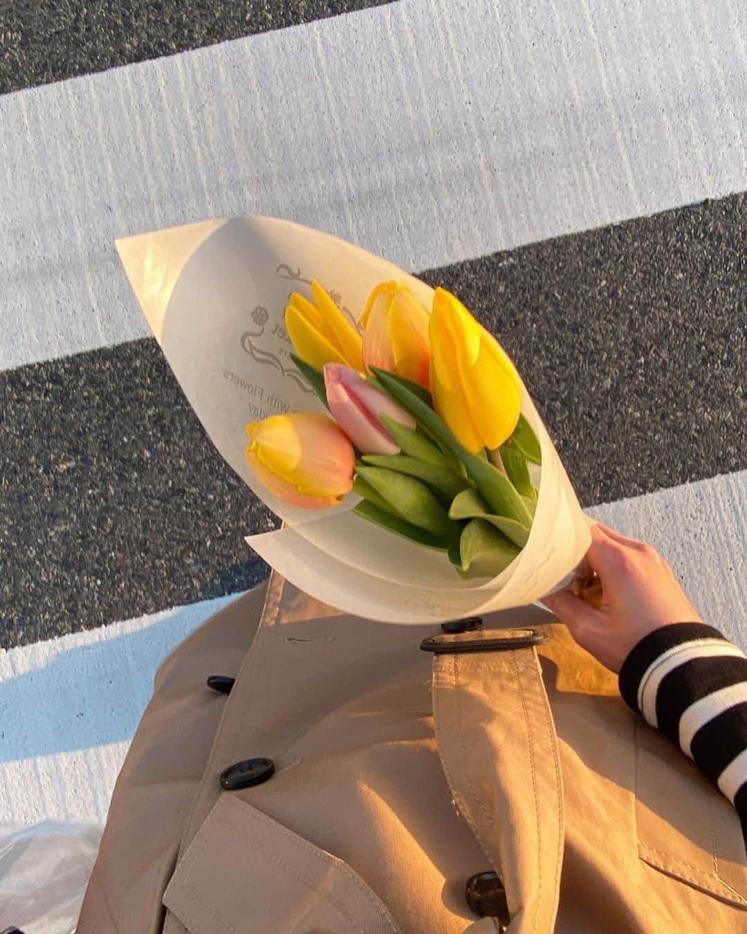 西村彩香さんのインスタグラム写真 - (西村彩香Instagram)「. . 可愛い🌷💛 . . #花のある暮らし  #チューリップ」2月28日 11時27分 - leimoni_n