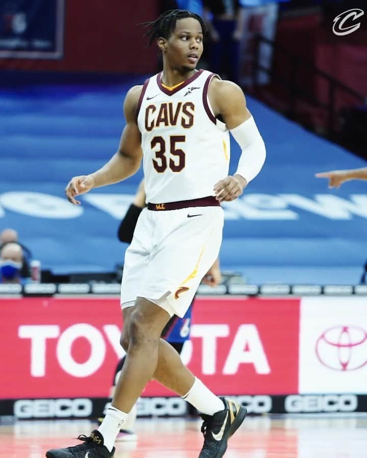 のインスタグラム：「Fellas playing with heart. #BeTheFight」