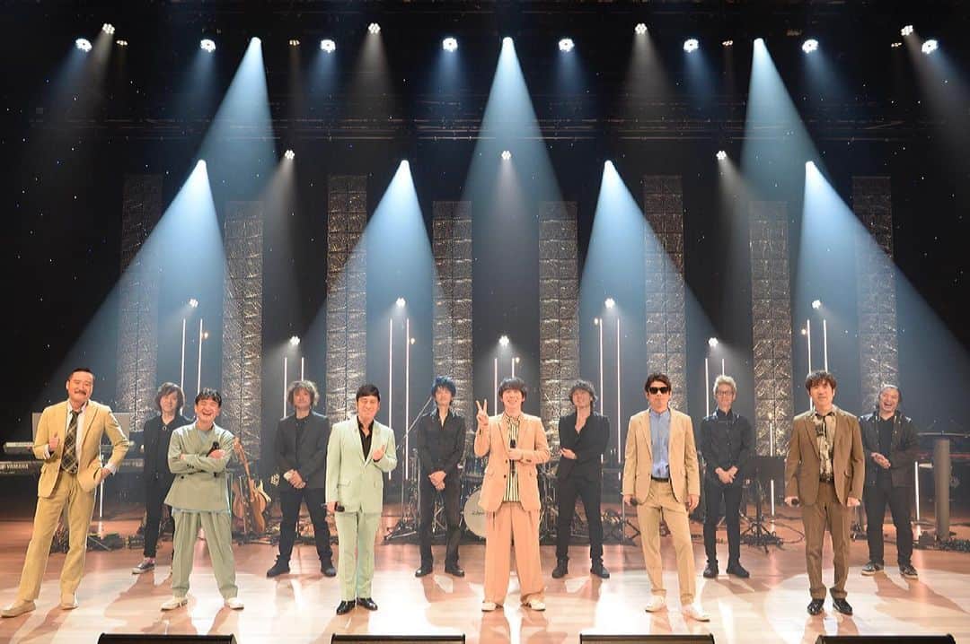 坂東慧のインスタグラム：「ゴスペラーズ LIVE #ライブハウスからハーモニーを2 〜今夜はカップリング三昧〜 めちゃ楽しかったし、めちゃ笑いました！3/6までアーカイブご覧になれますので是非！ #痛い #痛くない  #thegospellers #ゴスペラーズ」