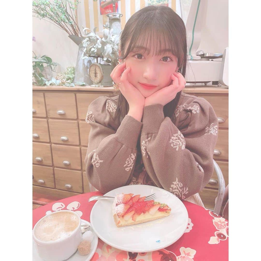 後藤陽菜乃さんのインスタグラム写真 - (後藤陽菜乃Instagram)「✿  ❤︎タルト❤︎  #キルフェボン #タルト #キルフェボン福岡 #美味しい #スイーツ #スイーツ巡り #福岡カフェ #ootd #followｍe #idol #hkt48 #後藤陽菜乃」2月28日 12時52分 - pinachan._.0308