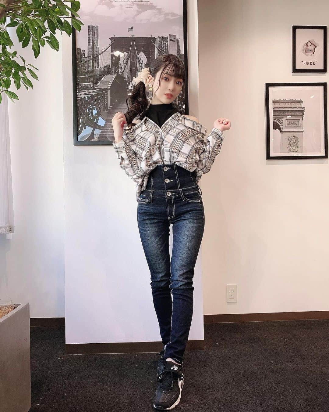 槙いずなのインスタグラム：「珍しくカジュアルないーたんです！」