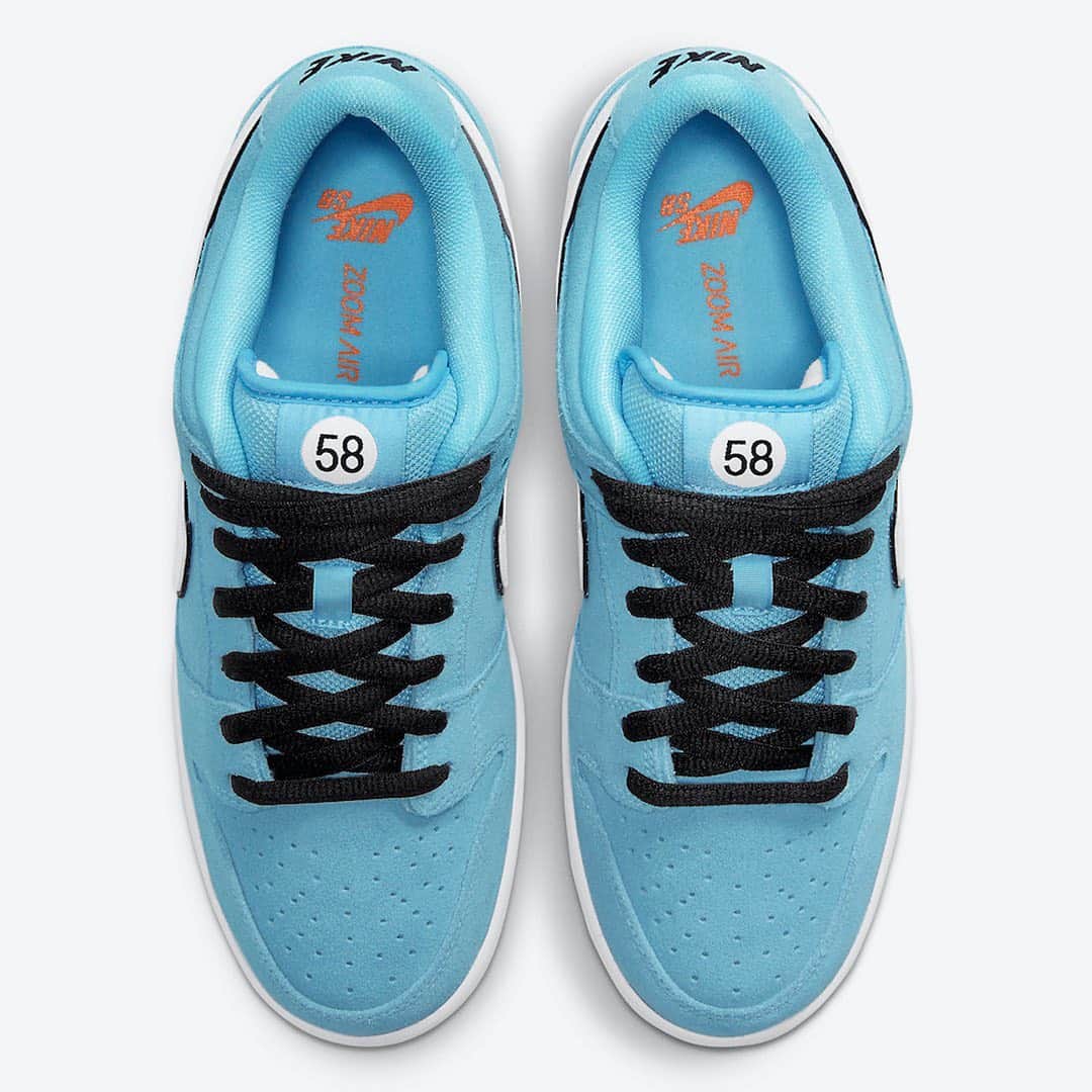 HYPEBEASTさんのインスタグラム写真 - (HYPEBEASTInstagram)「@hypebeastkicks: @nikesb has unveiled official images for its @porsche race car-inspired SB Dunk Low “Gulf.” Drawing in particular from the legendary Porsche 917 Gulf track car from the ’70s, the shoe repurposes its color palette and numeric branding for a look that fuses the world of skate and motorsports. Suede uppers in a “Blue Chill” tone dress the silhouette, while a bold white midfoot Swoosh with black trim, circular “58” badges and a bold “Safety Orange” outsole rounds out the look. Expect it to release this March via the @nike webstore for $100 USD.⁠⁠ Photo: Nike」2月28日 13時40分 - hypebeast