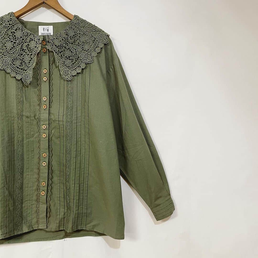 i nouさんのインスタグラム写真 - (i nouInstagram)「. SOLD.  flat lace collar blouse #inou_vintageclothing」2月28日 14時06分 - inou_vintageclothing