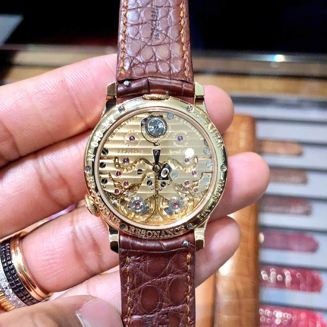 カルフィン・ヨン・ア・ピンのインスタグラム：「The time that I could pick this up 20% discount and didn’t 🤦🏾‍♂️」