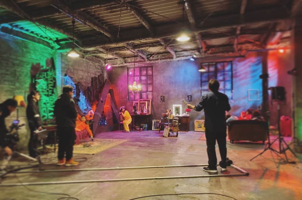 田中美海さんのインスタグラム写真 - (田中美海Instagram)「2021.02.27🧟‍♀️🎤﻿ ﻿ 『ゾンビランド サガLIVE～フランシュシュ LIVE OF THE DEAD “ R”～』﻿ ありがとうございました！！！！！🧟‍♀️💫﻿ ﻿ 1公演ということであっという間だったけど﻿ 本当に楽しかったし最高の時間でした😭✨﻿ 去年できなかったライブのリベンジを﻿ こうしてたくさんの方の力のおかげで﻿ 開催することができて本当に本当に幸せです！﻿ ﻿ 会場で見守ってくれた方も配信で楽しんでくれた方も﻿ エールはしっかり届いてました…！📣✨﻿ 間違いなく私達の力になって﻿ 最高のライブになったなと思います😊✨﻿ ﻿ 新曲の佐賀事変、輝いて。﻿ やっと披露することができて嬉しかったな😂﻿ To my Dearestもソロverからの始まりで﻿ リリィとして歌うことができて本当によかったです！﻿ ﻿ そして2期「ゾンビランドサガ リベンジ」の﻿ EDもショートverを初披露させていただきました！﻿ タイトルは「夢を手に、戻れる場所もない日々を」です！﻿ この曲もすごく素敵でリリィからの歌始まりなので﻿ 結構ソワソワしてました😂😂笑﻿ ますます2期が楽しみになりましたね…！﻿ ちなみにここだけの話…✋﻿ OPテーマ「大河よ共に泣いてくれ」もとんでもないです！！﻿ めちゃくちゃ大好きで何度もリピートしてる😂﻿ 早く聴いてほしい〜🥺🥺🥺✨﻿ ﻿ そして改めて感じたのは﻿ フランシュシュのメンバーって﻿ とってもとっても素敵だなって﻿ 大好きだなって😭😭💕✨✨﻿ 好きが溢れまくりました…。﻿ 踊ってる最中に目があったり、﻿ 楽しそうに歌っているところをみると﻿ お客さんと同じように心が揺さぶられます😂✨﻿ もうね…本当にみんな素敵なの…大好き…へへ﻿ ﻿ ゾンビ愛もそうだし、スタッフの皆様も、﻿ コレオのJUNJUNさん、Naoちゃん。﻿ たっっっくさんお世話になりました！！✨﻿ 誰一人欠けずこうしてライブを開催することができて﻿ 本当によかったなと思います😭😭😭﻿ そしてまだまだこれからもよろしくお願いします✨﻿ ﻿ 去年から誰も予想してなかったことが起きて﻿ 大変だったり辛かったり…﻿ たくさんの思いがあったと思います。﻿ そんな中で私達の、フランシュシュの楽曲が﻿ 少しでもみんなを元気づけたり勇気づけたり﻿ することができていたらいいな…！﻿ ﻿ アーカイブも1日まで観ることができますので﻿ もしお時間ありましたら是非みてください✨﻿ ﻿ パピー役の小山さん、デスおじのお二人も﻿ 観てくれてたみたい😭😭✨✨嬉しい！﻿ アイアンフリルのゼリーフィッシュも﻿ 最高だったなあ…！大好きな曲😂😂🎵﻿ ﻿ 『ゾンビランドサガ リベンジ』は﻿ 4/8より放送スタートです！配信もありますよ✨﻿ Twitterで実況とかできたらいいな🥺✨﻿ うわー！話したいこといっぱいある笑﻿ ﻿ あ！物販のパンフレットもよろしくね🎵﻿ ﻿ 本当にありがとうございました！﻿ これからのゾンビランドサガも〜﻿ よろしくぅ〜！！😉💫💫﻿ ﻿ #ゾンビランドサガ﻿ #リベンジ﻿ #メイクさんスタイリストさん早替え大感謝🙏✨﻿ #いつものメンバー安心💝﻿ #インスタはブログ」2月28日 15時04分 - minazou_in_sta