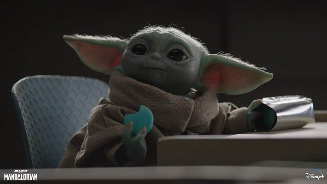 Disneyさんのインスタグラム写真 - (DisneyInstagram)「The cutest little bounty in the entire galaxy. Stream The Mandalorian on #DisneyPlus.」3月1日 2時00分 - disney