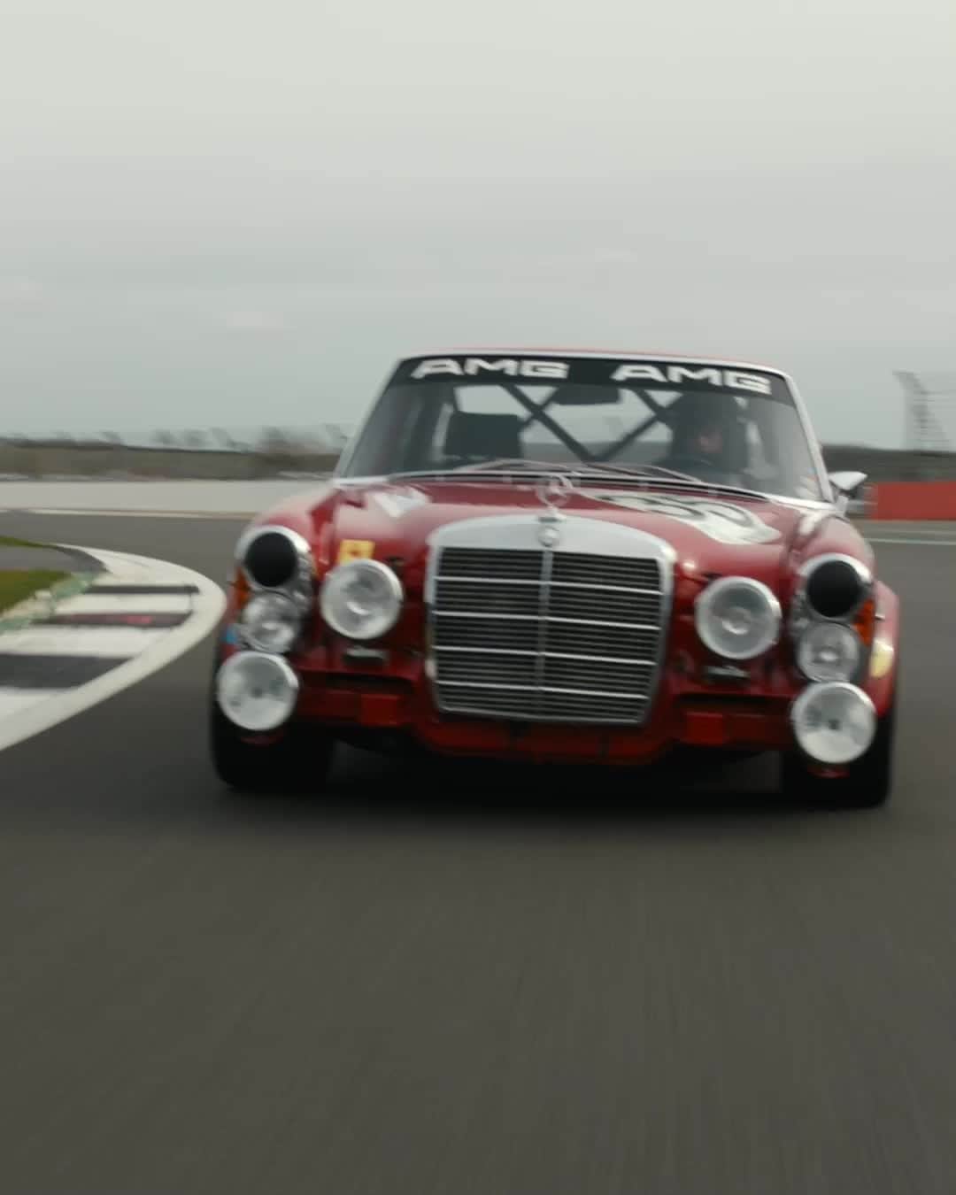 Mercedes AMGのインスタグラム