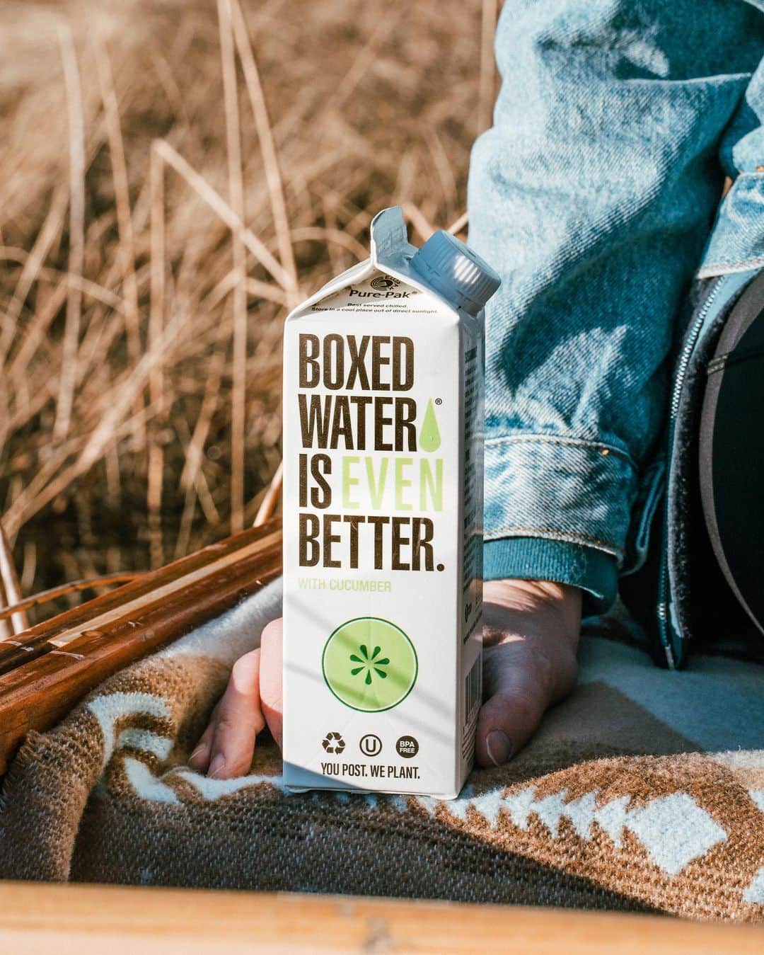 BoxedWaterさんのインスタグラム写真 - (BoxedWaterInstagram)「A little something extra for our early morning hike. ☀️」3月1日 0時36分 - boxedwater