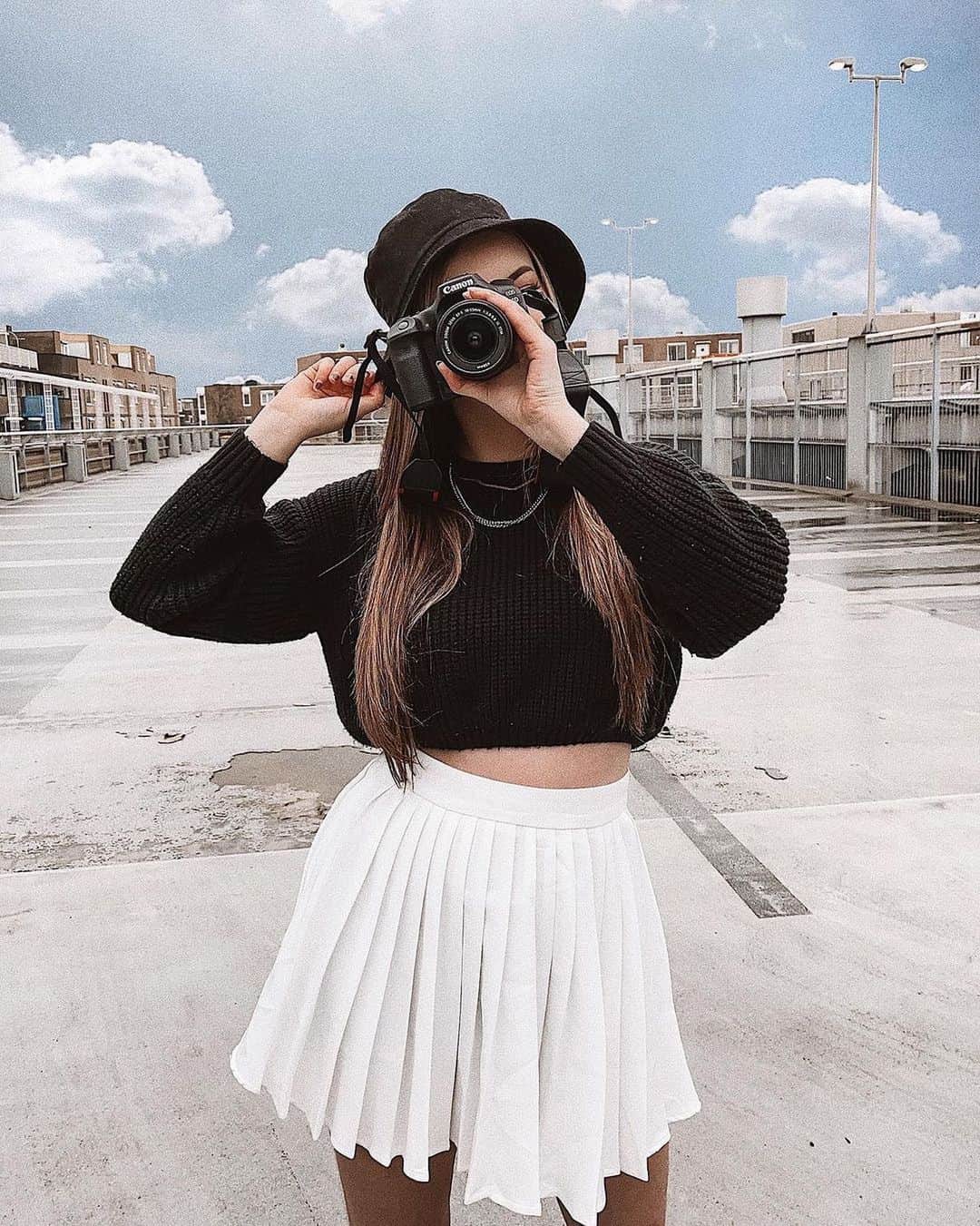 SHEINのインスタグラム：「Say cheese! 📷  @lisajkoster  Shop Item #: 1449451, 1840680, 1536793  #SHEINgals #SHEINstyle #SHEINSS21 #fashionstyle」