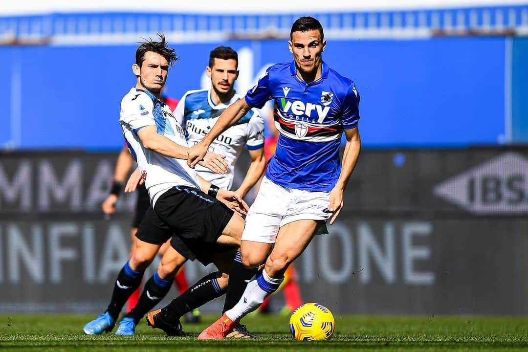 UCサンプドリアのインスタグラム：「📸 Gallery.  #SampAtalanta.  #FORZADORIA 🔵⚪️🔴⚫️⚪️🔵  📷 @simonearveda」