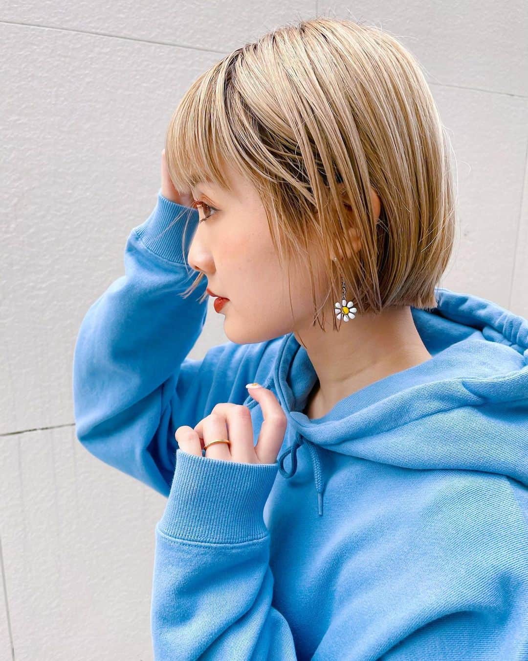 XGIRL_ootdのインスタグラム：「#xgirl_ootd @miiharuka 162cm X-girl UMEDA STAFF ・ ------------------------------ ・ ▪️DAISY EARRINGS ￥3,300 ・ -------------------------------- #xgirl #xgirljp #xgirlus」
