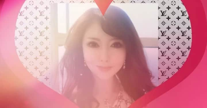 美香のインスタグラム：「素敵💖💖💖� � ビジネスパートナーのJ氏が作ってくれた😃💖� � 可愛いから見てみて💖� � #youtube #pv #link  #新作 #田中美香 #不動産 #ビューティフル #beautiful #rich #愛とお金を手に入れる�」