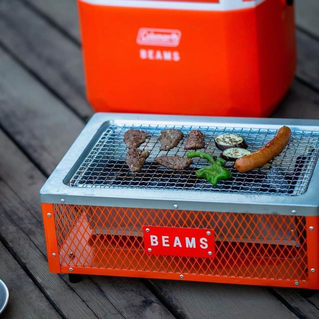 ペリエ千葉さんのインスタグラム写真 - (ペリエ千葉Instagram)「【本館3F/BEAMS】 . . Coleman × BEAMS "2021 Collection" June 2021 Release!  @bpr_beams 今年も去年に引き続きBEAMSのコーポレートカラーであるオレンジをあしらったスペシャルコレクションが登場！一式持っておけば昨今人気であるソロキャンプで重宝すること間違いなしのアイテム群！2/26（金）よりご予約スタートです！  #グリル #クーラーボックス #ファン #ライター  詳しくはHPをチェック！ https://www.beams.co.jp/news/2353/ @beams_official ストーリーズハイライト "Pick up items"より  @coleman_japan #beams #bprbeams #ビームス #coleman #コールマン #ソロキャンプ #クールステージテーブルトップグリル #エクスカーションクーラー #テイク6 #CPX6テントファンウィズLEDライト #ガスライターII #BBQグリル #BBQ #クーラー #ハードクーラー #ガスライター #ペリエ #ペリエ千葉 #ペリエDS」2月28日 17時56分 - perie_chiba