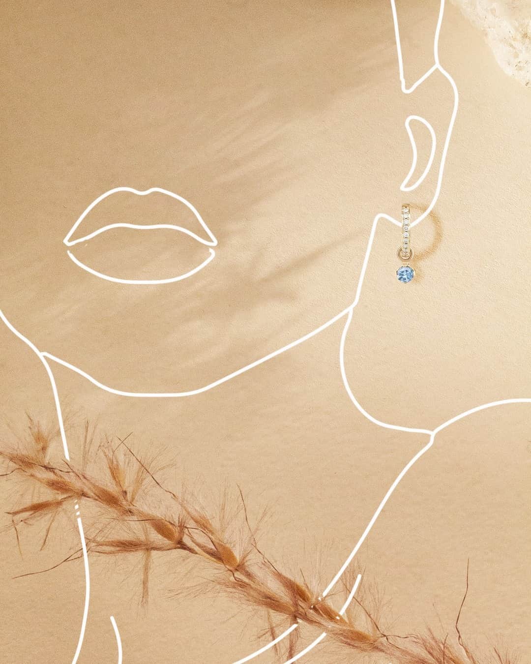 のインスタグラム：「Did you know that Aquamarine is believed to be the treasure of mermaids and the stone happiness?  It is also March birthstone and makes a perfect gift for your Pisces and Aries friends 💙.」