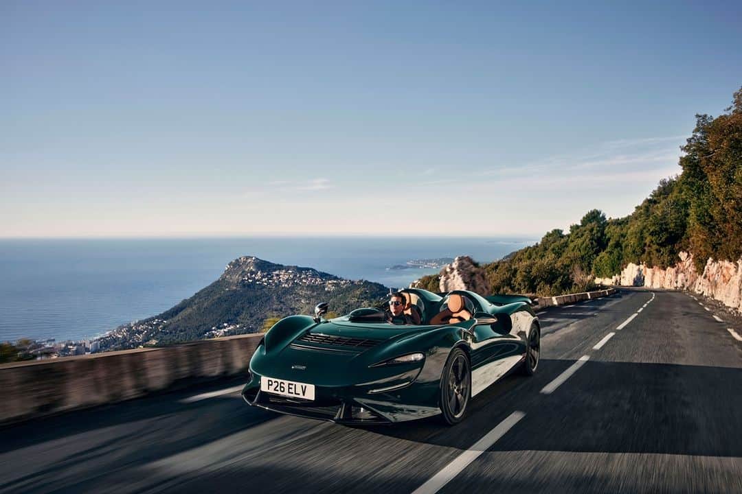 MCLAREN Elva 2022