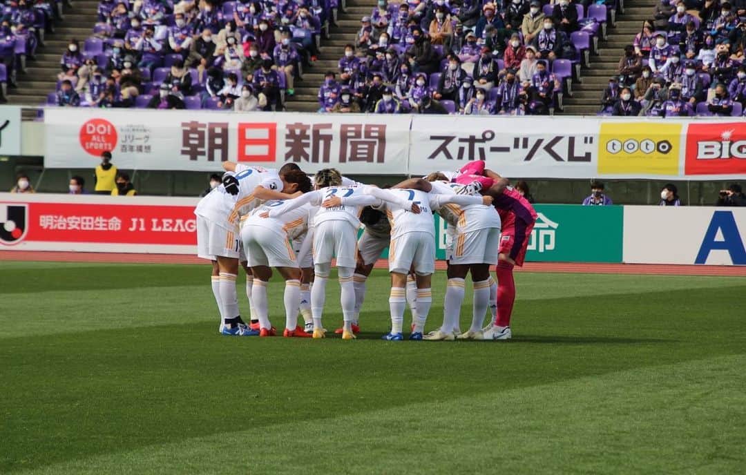 のインスタグラム：「開幕戦応援ありがとうございました！ 次は勝利を届けられるように頑張ります！  久しぶりに駿くんとプレーしました！ 相変わらずうまかったな笑 負けないように頑張ります💪 #久々の再会 #vegalta」