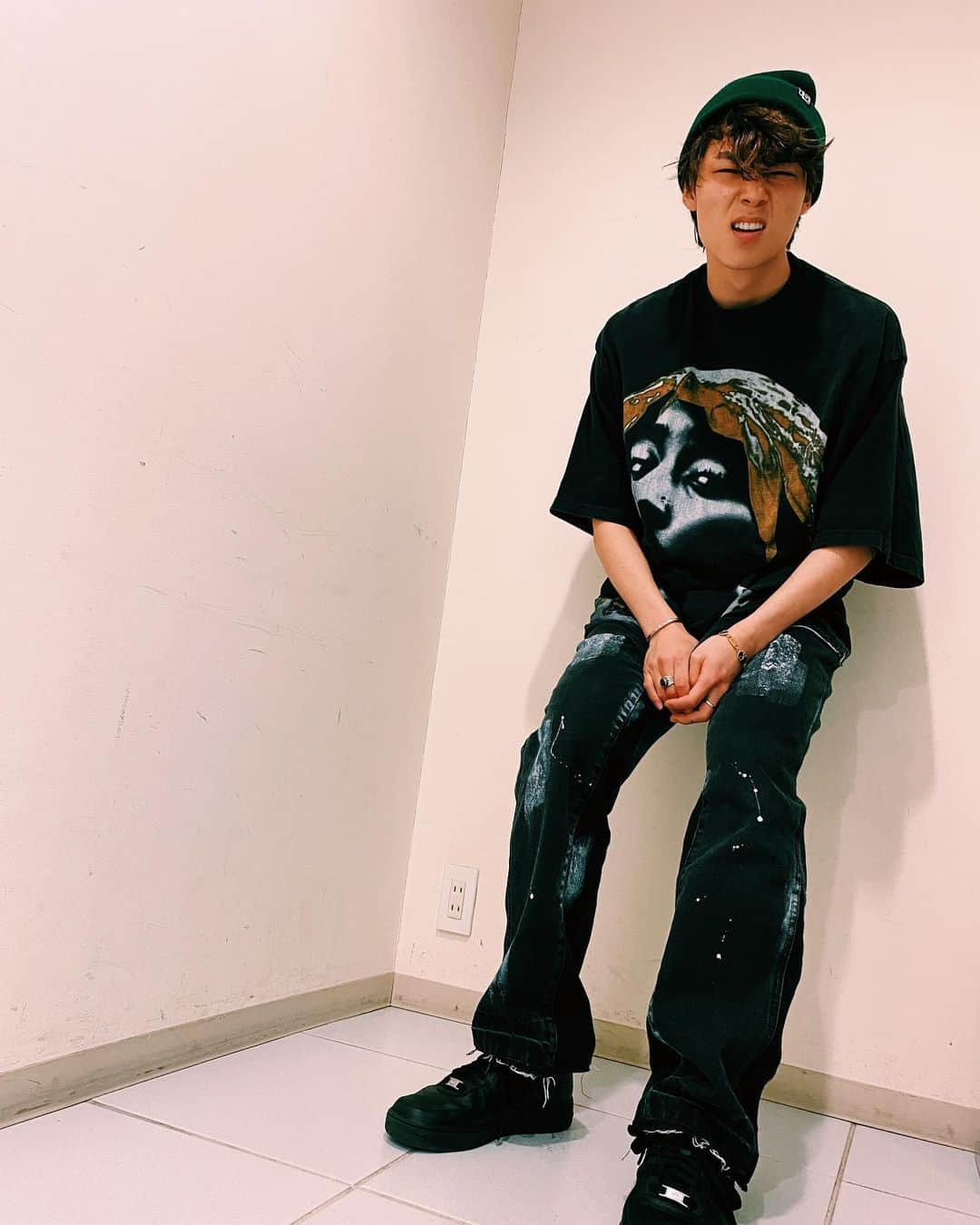 八村倫太郎（WATWING）さんのインスタグラム写真 - (八村倫太郎（WATWING）Instagram)「2pac 冬 #2pac#tshirt」2月28日 18時32分 - rintaro_watwing