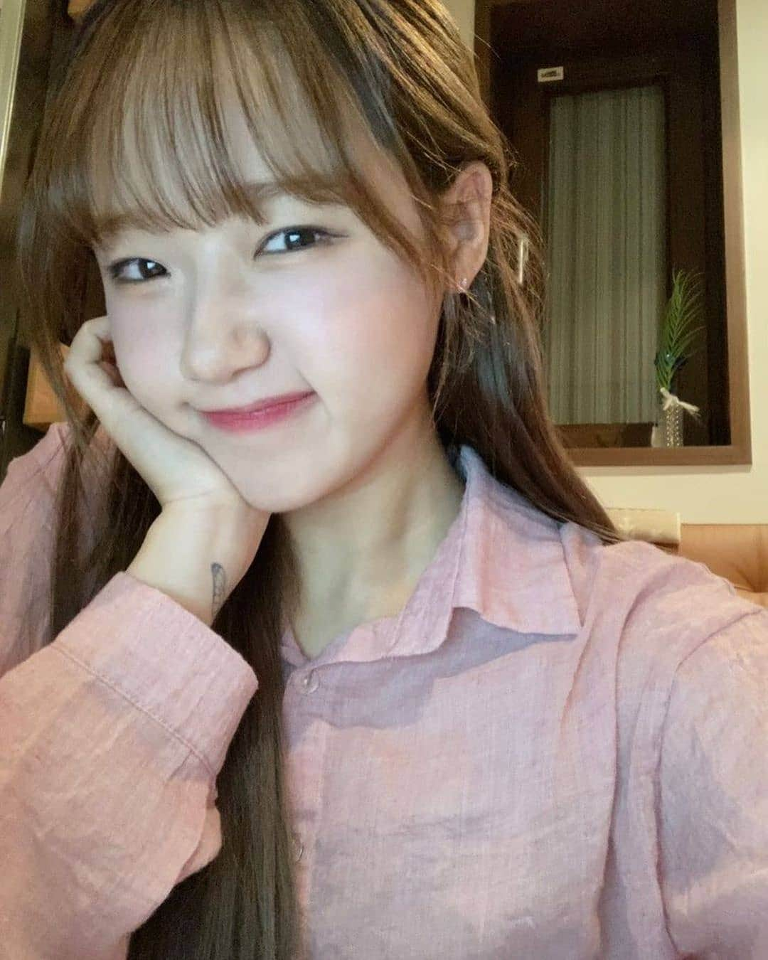 チェ・ユジョンさんのインスタグラム写真 - (チェ・ユジョンInstagram)「최유정 인스타 업데이트 '🎀'」2月28日 18時36分 - yoojung_weme