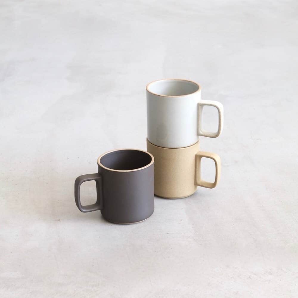 wonder_mountain_irieさんのインスタグラム写真 - (wonder_mountain_irieInstagram)「_ HASAMI PORCELAIN / ハサミポーセリン “Mug Cup - 直径 85mm (M)” ￥2,200- / ￥2,530- _ 〈online store / @digital_mountain〉 https://www.digital-mountain.net/shopbrand/ct311/ _ 【オンラインストア#DigitalMountain へのご注文】 *24時間受付 *14時までのご注文で即日発送 *1万円以上ご購入で送料無料 tel：084-973-8204 _ We can send your order overseas. Accepted payment method is by PayPal or credit card only. (AMEX is not accepted)  Ordering procedure details can be found here. >>http://www.digital-mountain.net/html/page56.html _ #HASAMIPORCELAIN #ハサミポーセリン #HASAMI #波佐見焼 #波佐見 _ 本店：#WonderMountain  blog>> http://wm.digital-mountain.info _ 〒720-0044  広島県福山市笠岡町4-18  JR 「#福山駅」より徒歩10分 #ワンダーマウンテン #japan #hiroshima #福山 #福山市 #尾道 #倉敷 #鞆の浦 近く _ 系列店：@hacbywondermountain」2月28日 18時39分 - wonder_mountain_