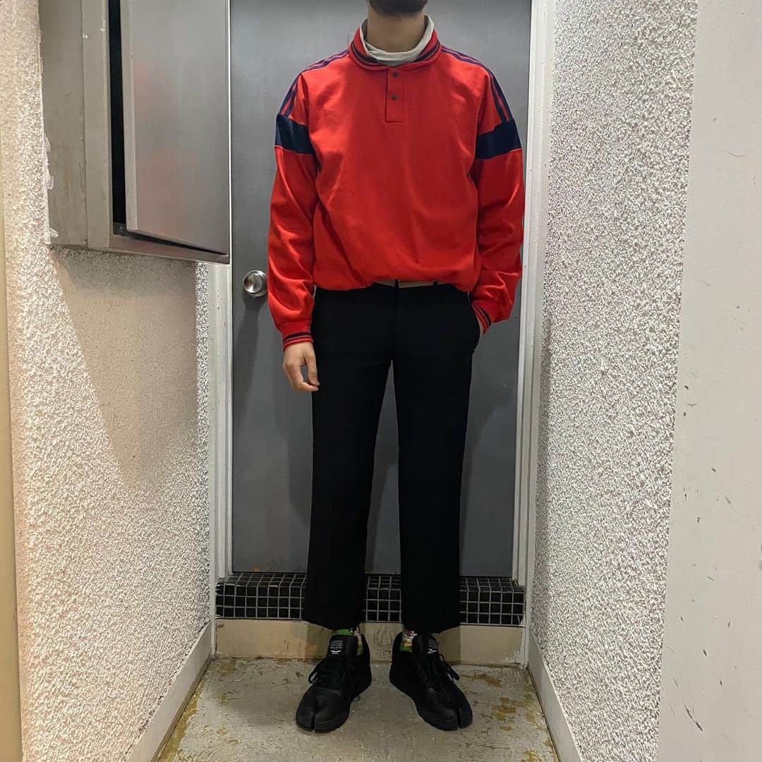 LAUNCHのインスタグラム：「styling  sample   #fashion #europe #usa #paris #italy #vintageclothing #usedclothing  #archive#style #styling #snapshot  #古着 #古着屋 #金沢 #竪町 #金沢古着屋 #アーカイヴ」