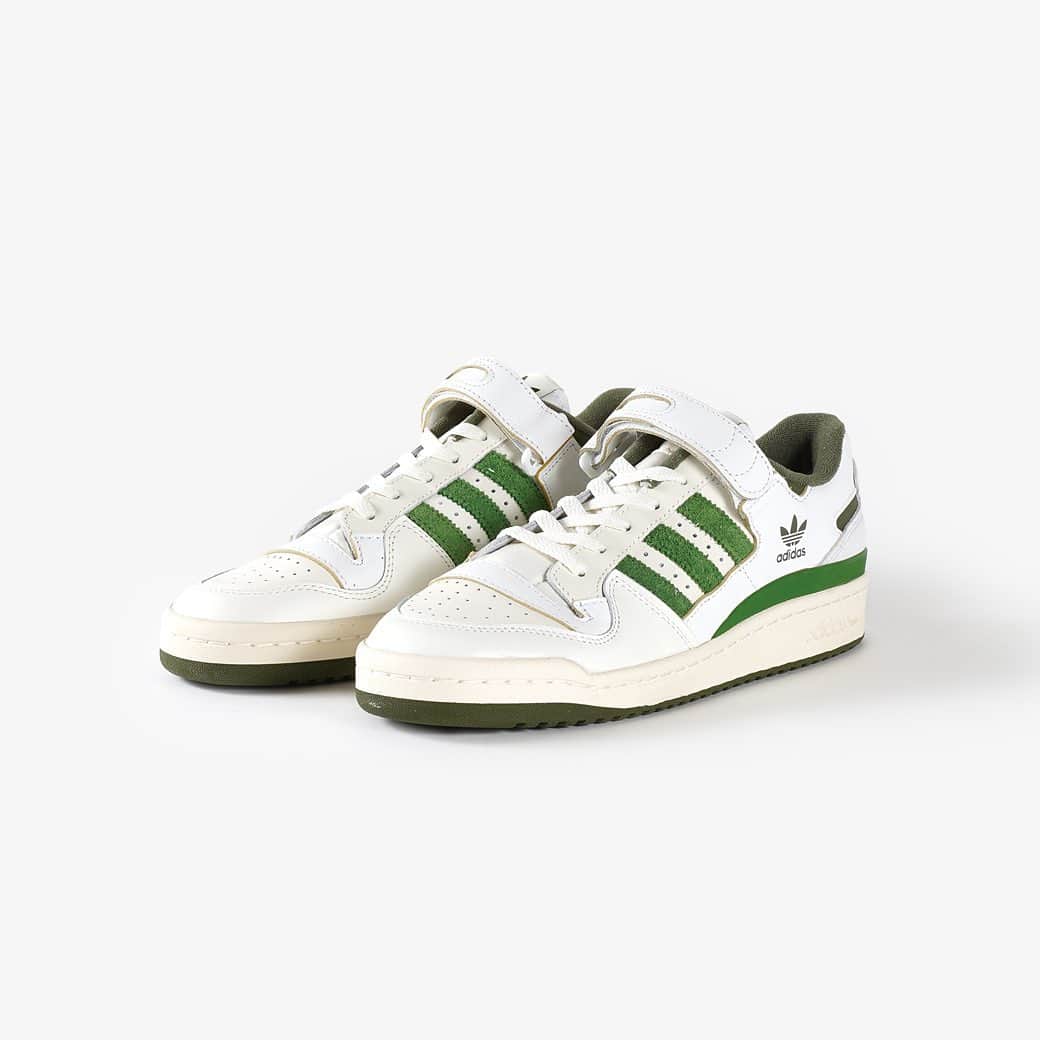 KICKS LAB. [ Tokyo/Japan ]のインスタグラム：「adidas l "FORUM 84 LOW" Ftwr White/Crew Green/Wild Pine l Available on the March 1st in Store and Online Store. #KICKSLAB #キックスラボ」