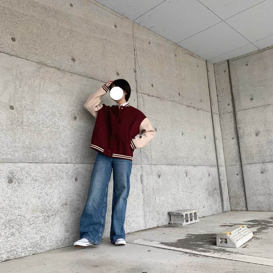 のインスタグラム：「︎︎ ︎︎ tops @beep_ss  ︎︎  bottoms @hm  ︎︎  #ootd #ootdfashion #outfit #06 #오오티디 #데일리룩」