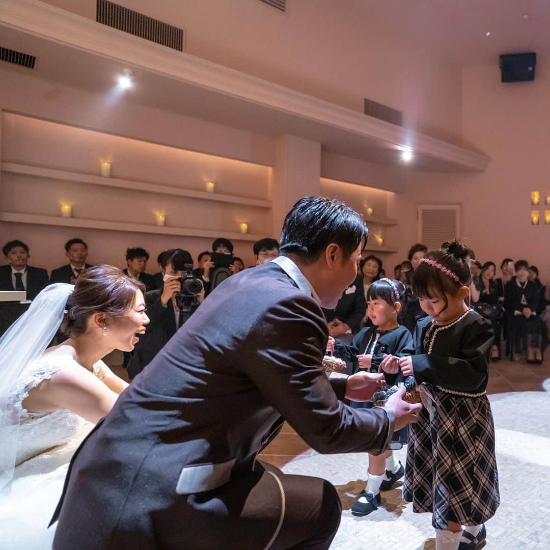 miyakoweddingさんのインスタグラム写真 - (miyakoweddingInstagram)「ㅤㅤㅤㅤ ㅤㅤㅤㅤㅤ wedding ceremony ㅤㅤㅤㅤ ㅤㅤㅤㅤㅤ #都ウエディング #ミヤコウエディング #miyakowedding #レストランウェディング #ステーキ懐石都春日 #広島 #福山 #尾道 #瀬戸内 #福山結婚式 #広島結婚式 #結婚式 #ウェディングドレス #プレ花嫁 #卒花嫁 #挙式 #全国のプレ花嫁さんと繋がりたい」2月28日 19時46分 - miyakowedding