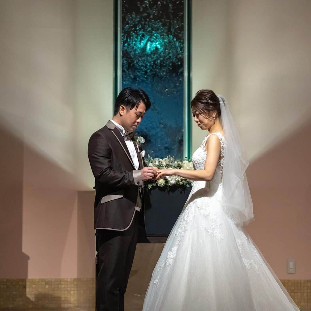 miyakoweddingさんのインスタグラム写真 - (miyakoweddingInstagram)「ㅤㅤㅤㅤ ㅤㅤㅤㅤㅤ wedding ceremony ㅤㅤㅤㅤ ㅤㅤㅤㅤㅤ #都ウエディング #ミヤコウエディング #miyakowedding #レストランウェディング #ステーキ懐石都春日 #広島 #福山 #尾道 #瀬戸内 #福山結婚式 #広島結婚式 #結婚式 #ウェディングドレス #プレ花嫁 #卒花嫁 #挙式 #全国のプレ花嫁さんと繋がりたい」2月28日 19時46分 - miyakowedding