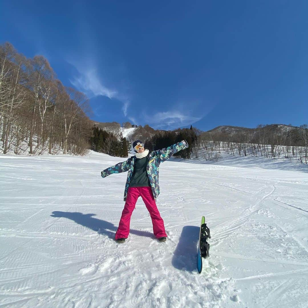 中野郁海のインスタグラム：「今年初🏂」