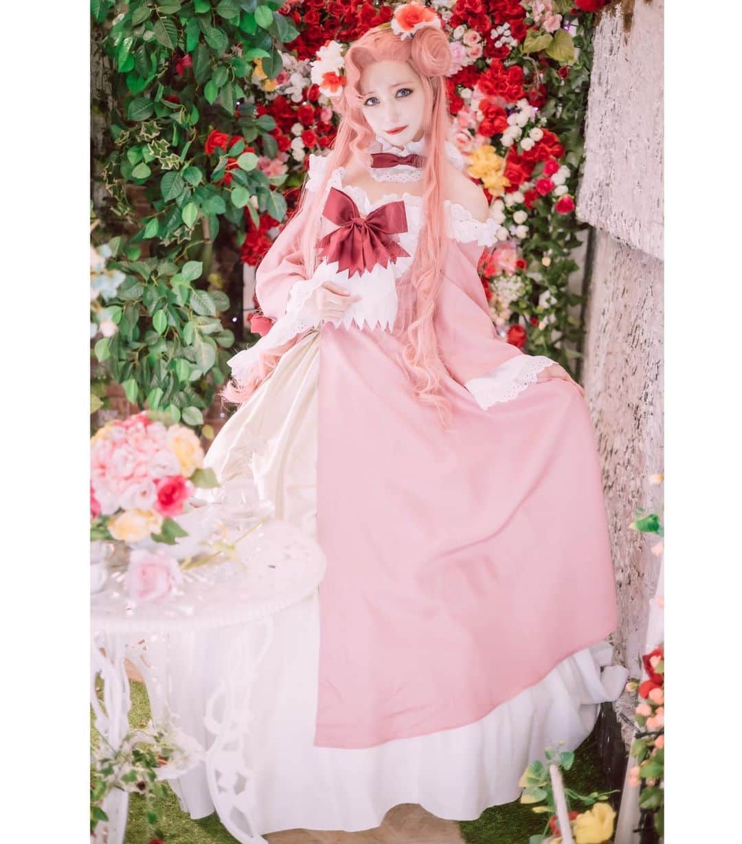 優月心菜のインスタグラム：「コードギアス  ユーフェミア・リ・ブリタニア パチンコ衣装  photo by harryさん スタジオ　ハムスター  #コードギアス  #ユーフェミアリブリタニア  #ユーフェミア #ユフィ #コスプレ #ギアス  #コスプレ #コスプレイヤー #スタジオハムスター3匹目 #スタジオハムスター #アニメ #anime #cos #cosplay  #cosplayer」