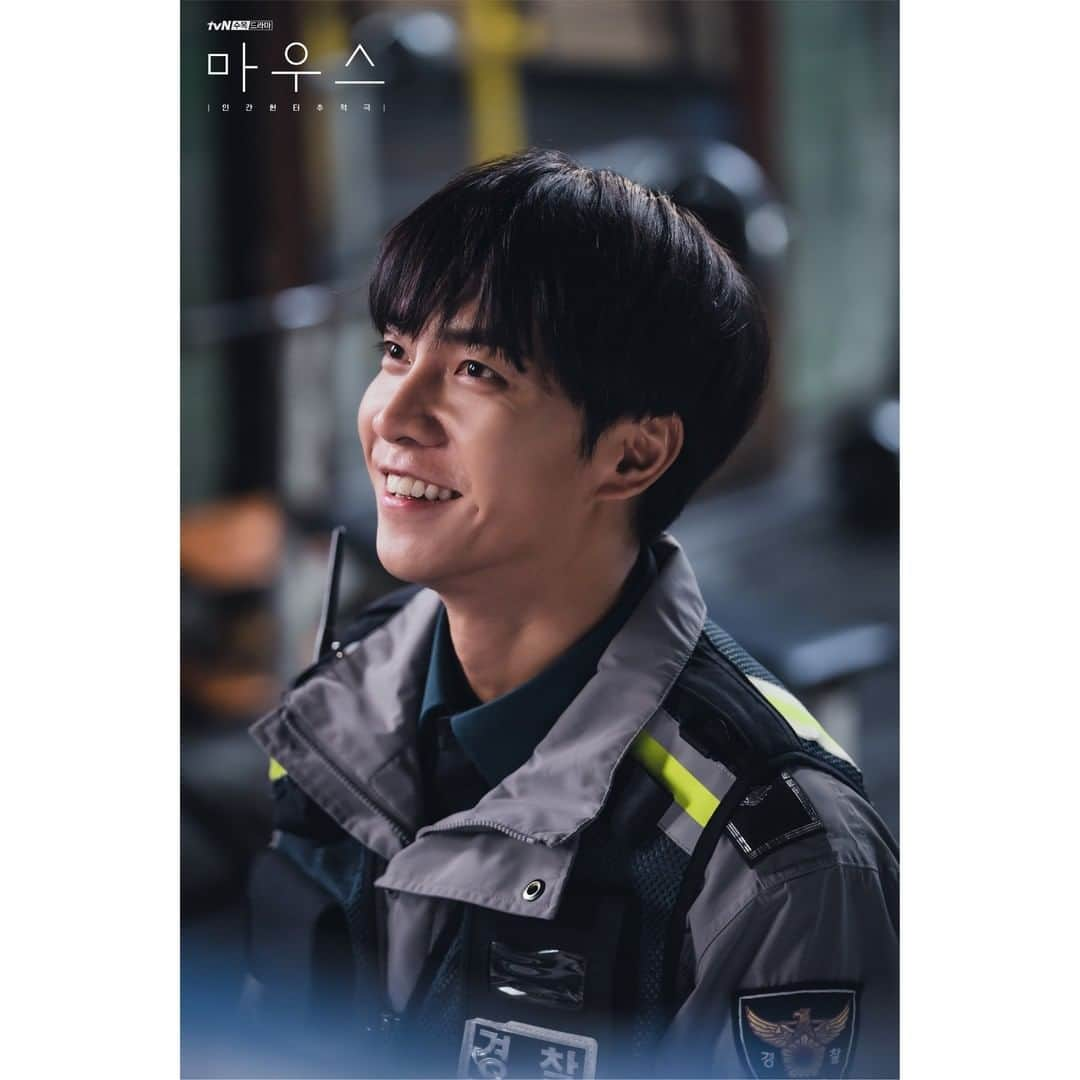 tvN DRAMA【韓国】さんのインスタグラム写真 - (tvN DRAMA【韓国】Instagram)「[D-3] 케미가 식을 줄 모르는 HOT한 현장 비하인드 컷 미리 대방출💗  3월 3일 [수] 밤 10시 30분 tvN 첫 방송 #마우스 #tvN #새수목드라마 #방영예정 #이승기 #이희준 #박주현 #경수진」2月28日 20時30分 - tvn_drama