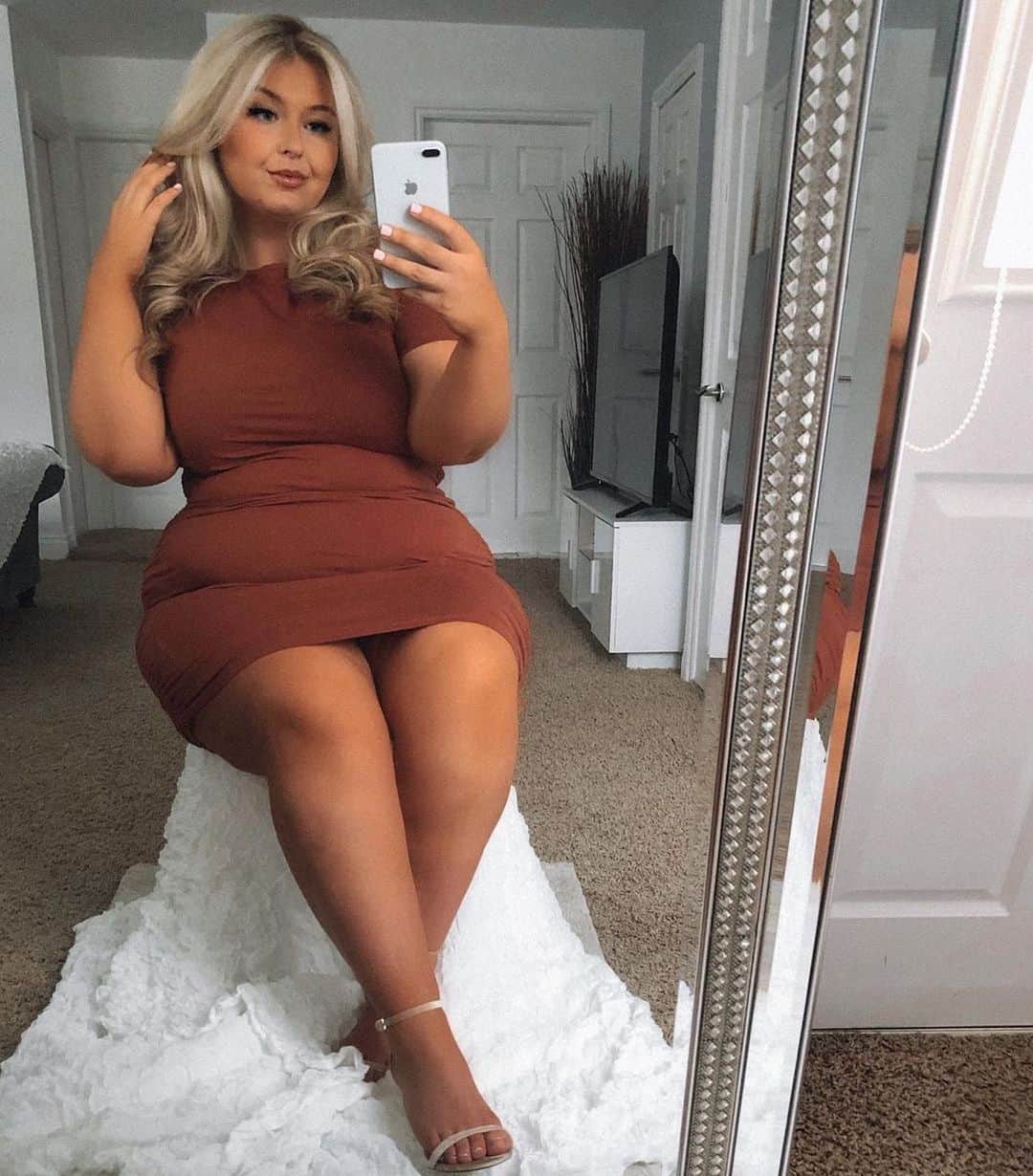 SHEINのインスタグラム：「Killin' it! 🔥 @ccxcurve  Shop Item #: 1980794   #SHEINgals #SHEINstyle #SHEINSS21 #SHEINCurve」