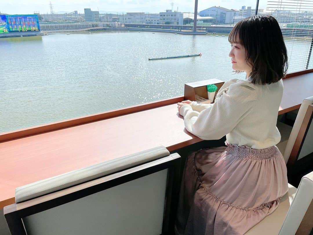 夏川愛実のインスタグラム：「﻿ ﻿ ﻿ ﻿ 　﻿ めちゃくちゃ綺麗…✨✨﻿ 今日からボレジョです💪 ﻿ ﻿ #ボートレス蒲郡#ボートレース#蒲郡﻿ #ボレジョ#ボートレース女子﻿ #ボートレース好きと繋がりたい  ﻿ ﻿ ﻿ ﻿」