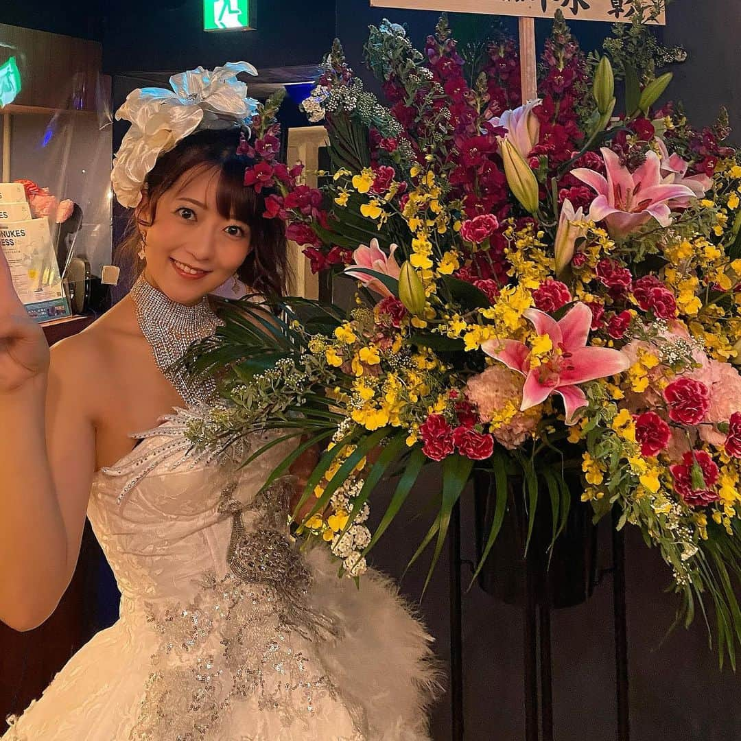 大河内美紗さんのインスタグラム写真 - (大河内美紗Instagram)「ミサイタルありがとうございました😊たくさんのお花もありがとうございます🌸やっと年が明けました^ ^思い切って開催してよかった😭　#ミサイタル #ライブ #みんなのおかげ #ロフトヘブンさまありがとうございました^ ^」2月28日 21時02分 - misa_okochi