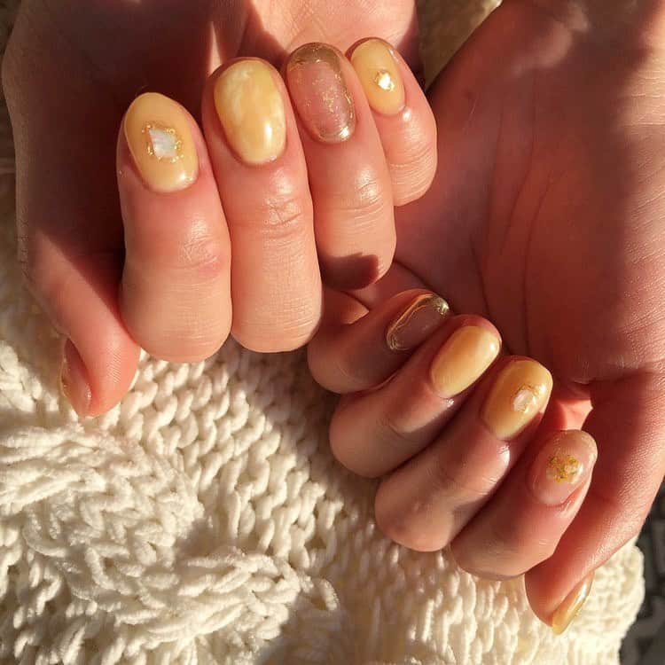 川上礼奈さんのインスタグラム写真 - (川上礼奈Instagram)「. new nail💛 今回は人生初のyellowカラーにしてもらったよ😳✨ @chipieee_nail_yuuki さんに おまかせネイルしてもらってるよ🤍 いつもめちゃくちゃかわいくしてくれて本当に感動🥺 いつもありがとうございます♪♪ 🏠 @chipieee_ebisu」2月28日 21時03分 - kawakami_rena