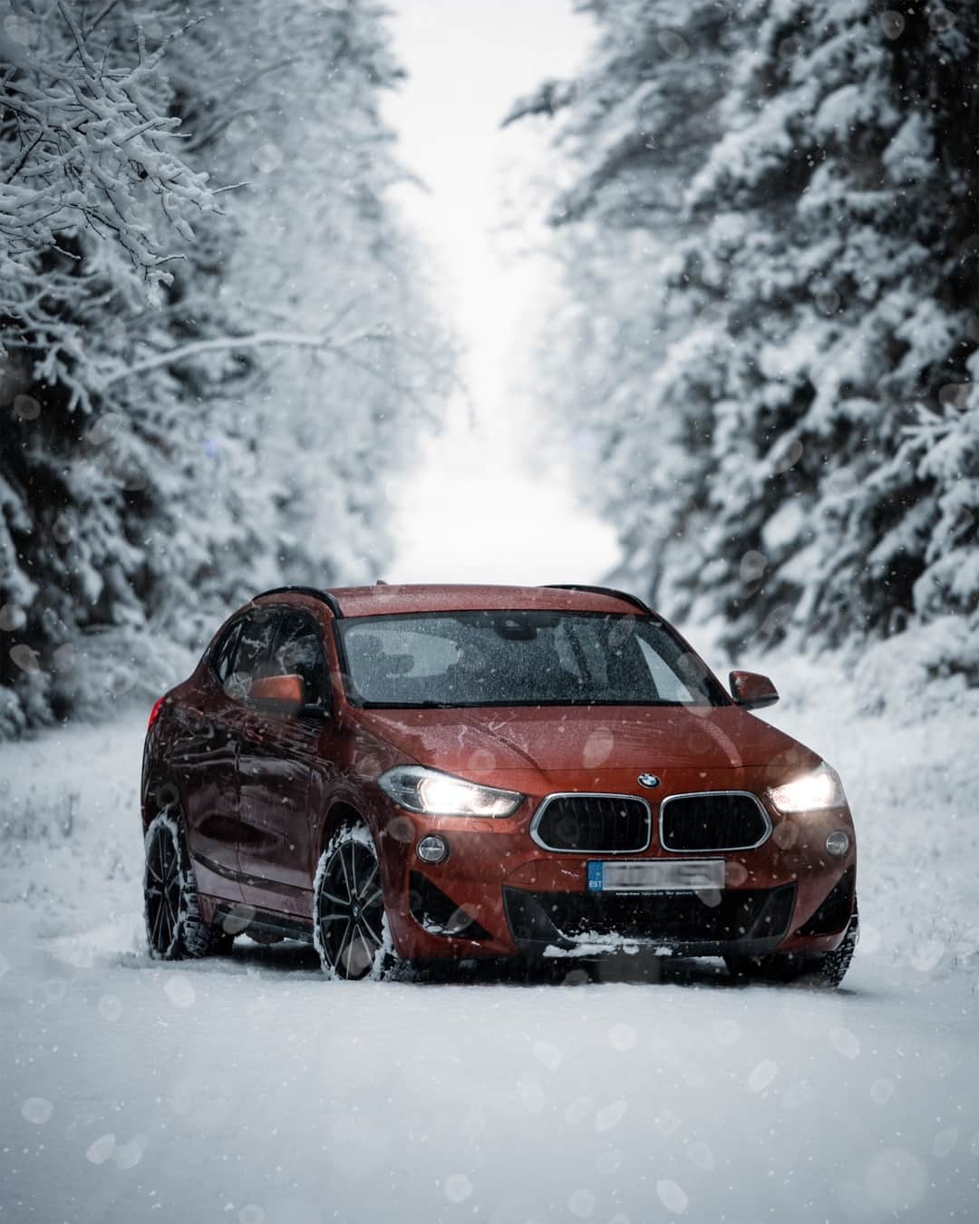 BMWさんのインスタグラム写真 - (BMWInstagram)「How to make the most of a snow day. The BMW X2. #TheX2 #BMW #X2 #BMWrepost @timomuursepp」2月28日 20時59分 - bmw