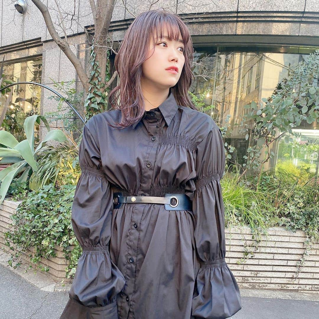 山内鈴蘭さんのインスタグラム写真 - (山内鈴蘭Instagram)「古着屋さんで見つけたワンピース👗⭐︎ スリーブが可愛い🥺 ． レザーのベルトとスカートを合わせました！ ． ． ． #私服 #古着 #古着屋 #ワンピース #古着コーデ #ワンピースコーデ #ootd #fashion #style #ワンピ #コーデ #code #fashiongram」2月28日 21時08分 - xxsuzuranxx