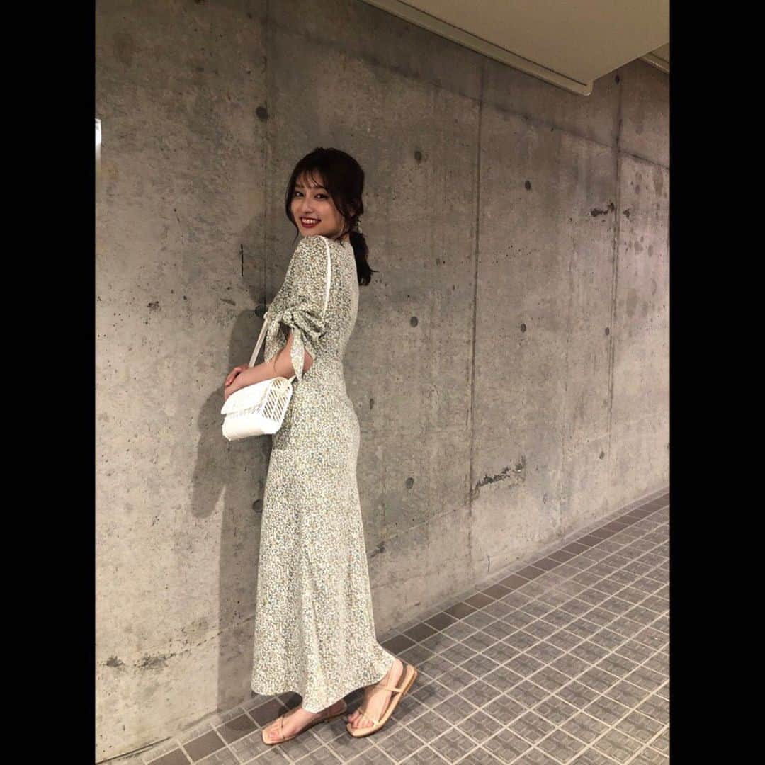 吉川愛さんのインスタグラム写真 - (吉川愛Instagram)「☺︎ TGC'21 S/Sありがとうございました〜⚪️ たのしかったあ。 最後はなっつんとの写真を。 久々会えて幸せだったあ🍯🍋🥤」2月28日 21時26分 - ai_yoshikawa_official