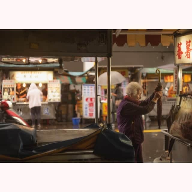 花澄さんのインスタグラム写真 - (花澄Instagram)「台湾にまた行きたい。  Leica M10-P summarit 50mm f1.5   #leica#leicam10p#summarit#summarit50#summarit50mm#oldlens#ライカ#ライカm10p#ズマリット#ズマリット50mm#オールドレンズ#tokyo#japan#oldlens_tokyo#花澄#tokyocameraclub#台湾」2月28日 21時27分 - textisan