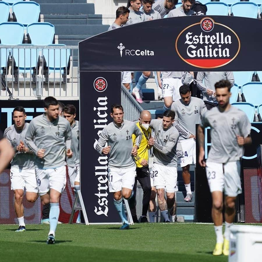 セルタ・デ・ビーゴさんのインスタグラム写真 - (セルタ・デ・ビーゴInstagram)「⏱🔥🔜  #celtarealvalladolid #laliga #rccelta」2月28日 21時36分 - rccelta