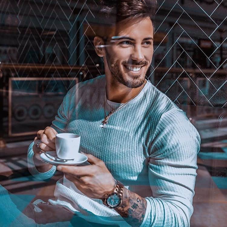 アイスウォッチさんのインスタグラム写真 - (アイスウォッチInstagram)「Coffee makes everything better ☕️😉 (📸 @ivangoonzalez_) #icewatch #changeyoucan #icesteel #steel #men #watch #style #robust #ootd #black #coffee」2月28日 21時42分 - icewatch