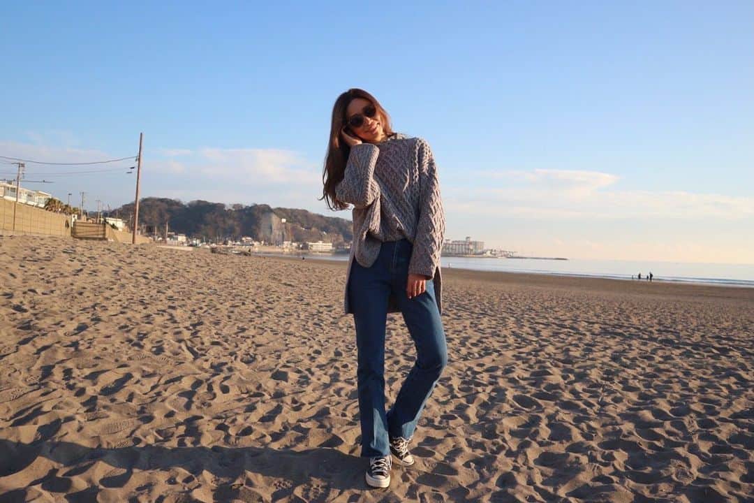 のインスタグラム：「大切な事だけど、誰も始めなかった事🌍  私も賛同します✨ 　 私の尊敬する人達がスタートした  @newbe_jp   ぜひチェックしてみてください🌿  各国で MH day など、活動の盛り上がりがある一方、日本ではほとんど認知されていない言葉です。理由の一つとして、トイレの水・衛生面や設備が世界トップクラスといっても過言でないほど既に整備されている日本では、この課題は 「発展途上国 / 貧困を抱える人たち」の問題と認識しがちであるという点があげられます。でも果たして本当にそうでしょうか。もちろん、国際協力(開発支援)という点で、発展途上国の貧困層の課題を重要視し、解決していくべきですが、実は日本国内にも多くの課題があります。また月経にまつわる課題は「月経のある人の問題」と思われがちですが、女性の労働力が50%に近づこうとしている昨今、またLGBTQの課題をも含めて考えるのであれば、月経のある人を取り巻く 「全ての人」が課題とすべきだと考えています。  #少しずつ世の中を変えていこう #savetheworld #change #life #私に出来る事」