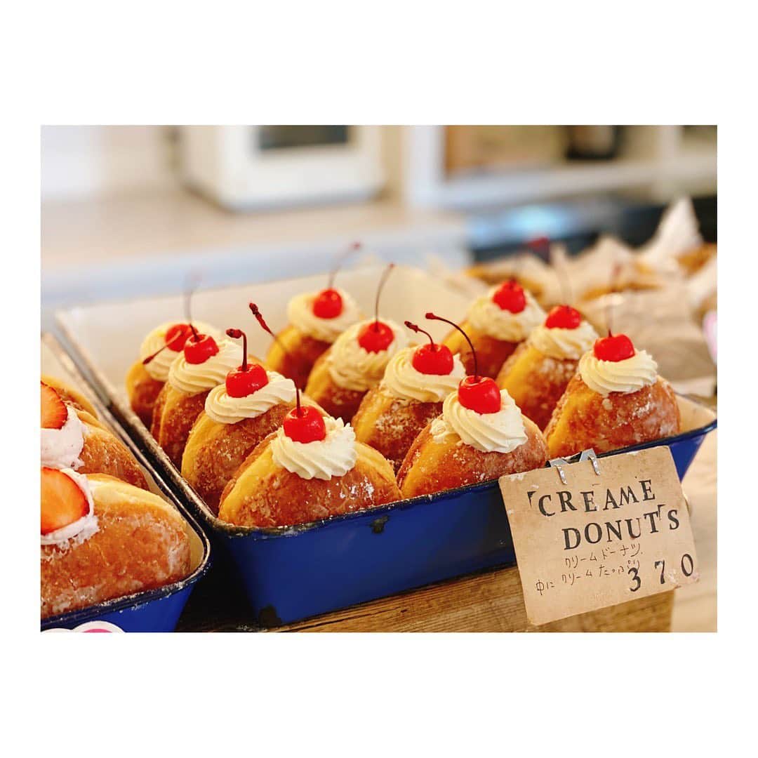 實石あづささんのインスタグラム写真 - (實石あづさInstagram)「. 🍩🍩🍩 . #chigayabakery #chigayadonuts  #チガヤベーカリー  #dounuts #ドーナツ #sweet  #commissary  #commissarynihonbashi  #カミサリー #カミサリー日本橋  #日本橋 #nihonbashi #tokyo  #weekend #familytime  #フリーアナウンサー #實石あづさ」2月28日 22時13分 - azusa_jitsuishi