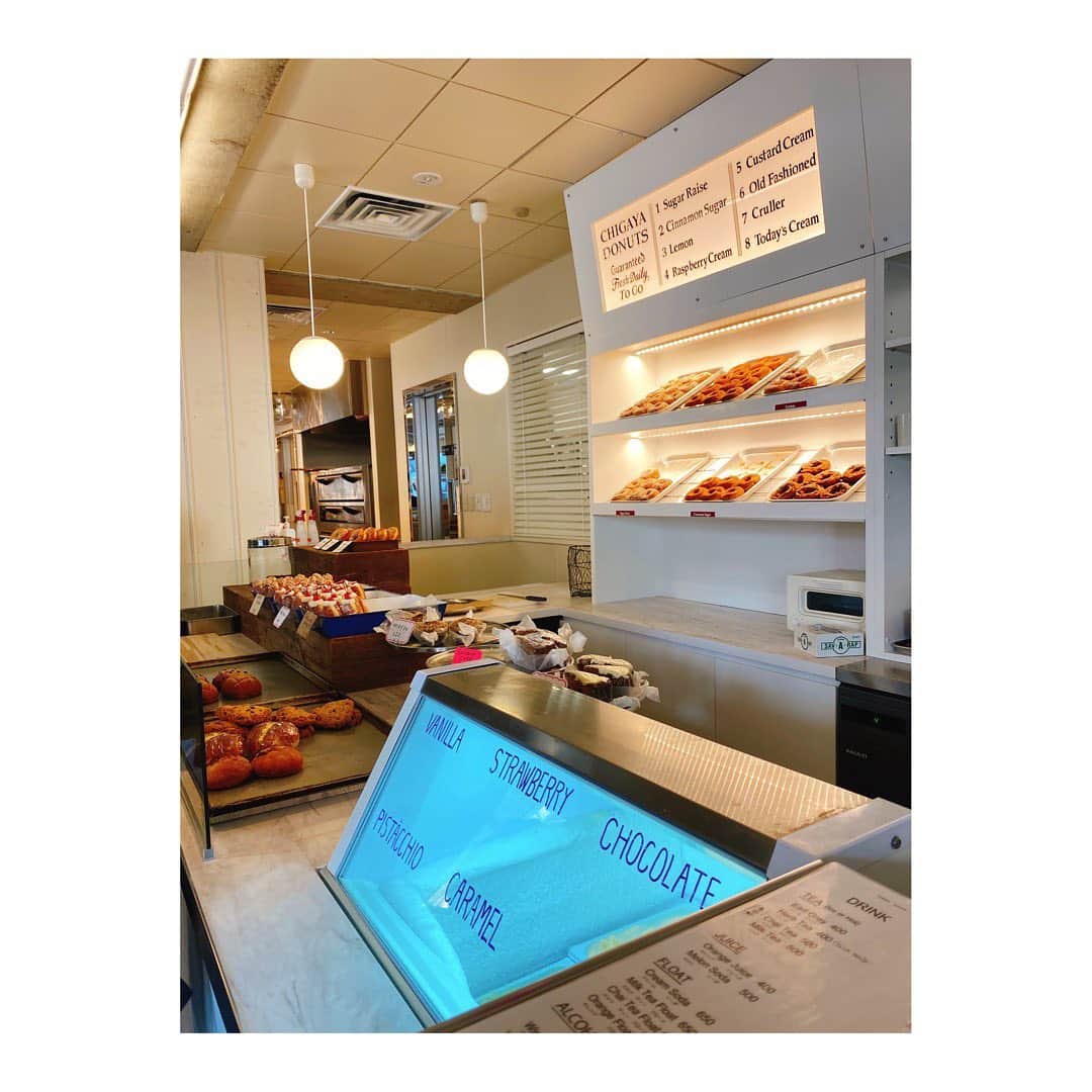 實石あづささんのインスタグラム写真 - (實石あづさInstagram)「. 🍩🍩🍩 . #chigayabakery #chigayadonuts  #チガヤベーカリー  #dounuts #ドーナツ #sweet  #commissary  #commissarynihonbashi  #カミサリー #カミサリー日本橋  #日本橋 #nihonbashi #tokyo  #weekend #familytime  #フリーアナウンサー #實石あづさ」2月28日 22時13分 - azusa_jitsuishi
