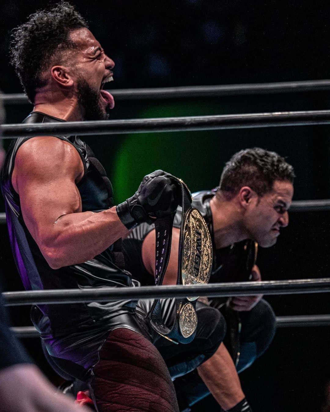 テヴィタ・フィフィタのインスタグラム：「Titles defended. Think before you speak when you challenge us, remember, we are G.O.D ! #IWGPHEAVYWEIGHTTAGCHAMPS」