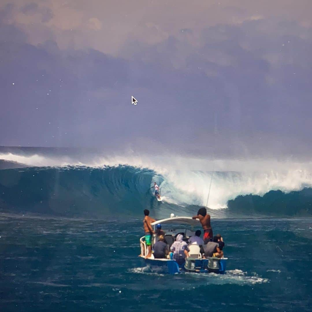 アドリアーノ・デ・ソウザさんのインスタグラム写真 - (アドリアーノ・デ・ソウザInstagram)「Se pudesse congelar esse dia 😍 Que dia fala ai @miguelpuposurf @islandstylesurfschool」2月28日 22時20分 - adrianodesouza