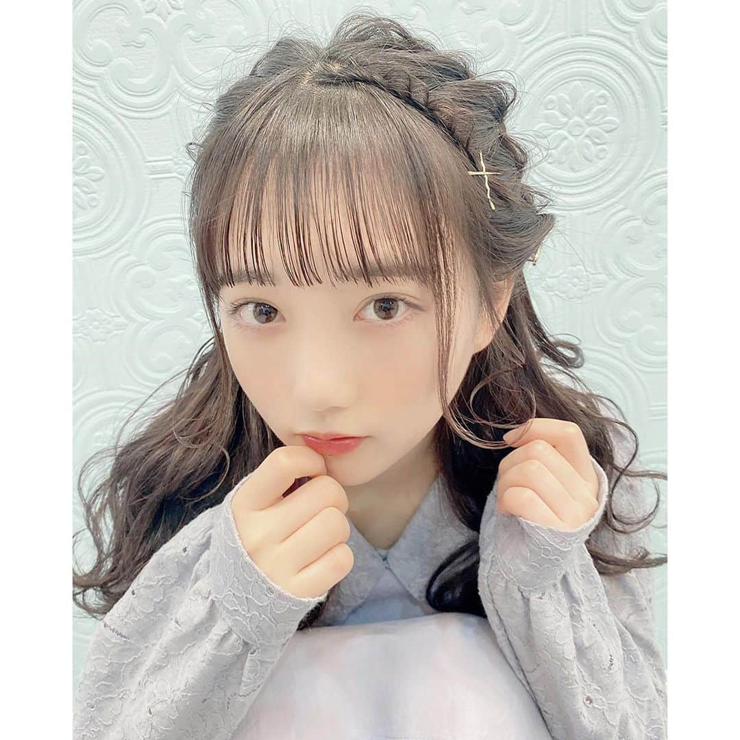 田島櫻子さんのインスタグラム写真 - (田島櫻子Instagram)「ライブ前にゆまさんにヘアアレンジしていただきました🤍 久しぶりにハーフアップ系のアレンジでテンションめっちゃ上がりました🥺♡」2月28日 22時23分 - sakurako219