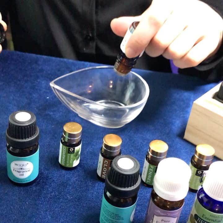のインスタグラム：「@healingsaronmedeia  で  アロマリンパドレナージュと 酸素BOX内もみほぐしと 占い  してきましたー(^^)  いつもの運動疲れが めちゃくちゃリラックスできた。  #ヒーリングサロン愛でいあ #日本橋エステサロン #酸素box #占い付き #アロマエステ #ご褒美エステ #美意識高め #pr #トリドリベース」