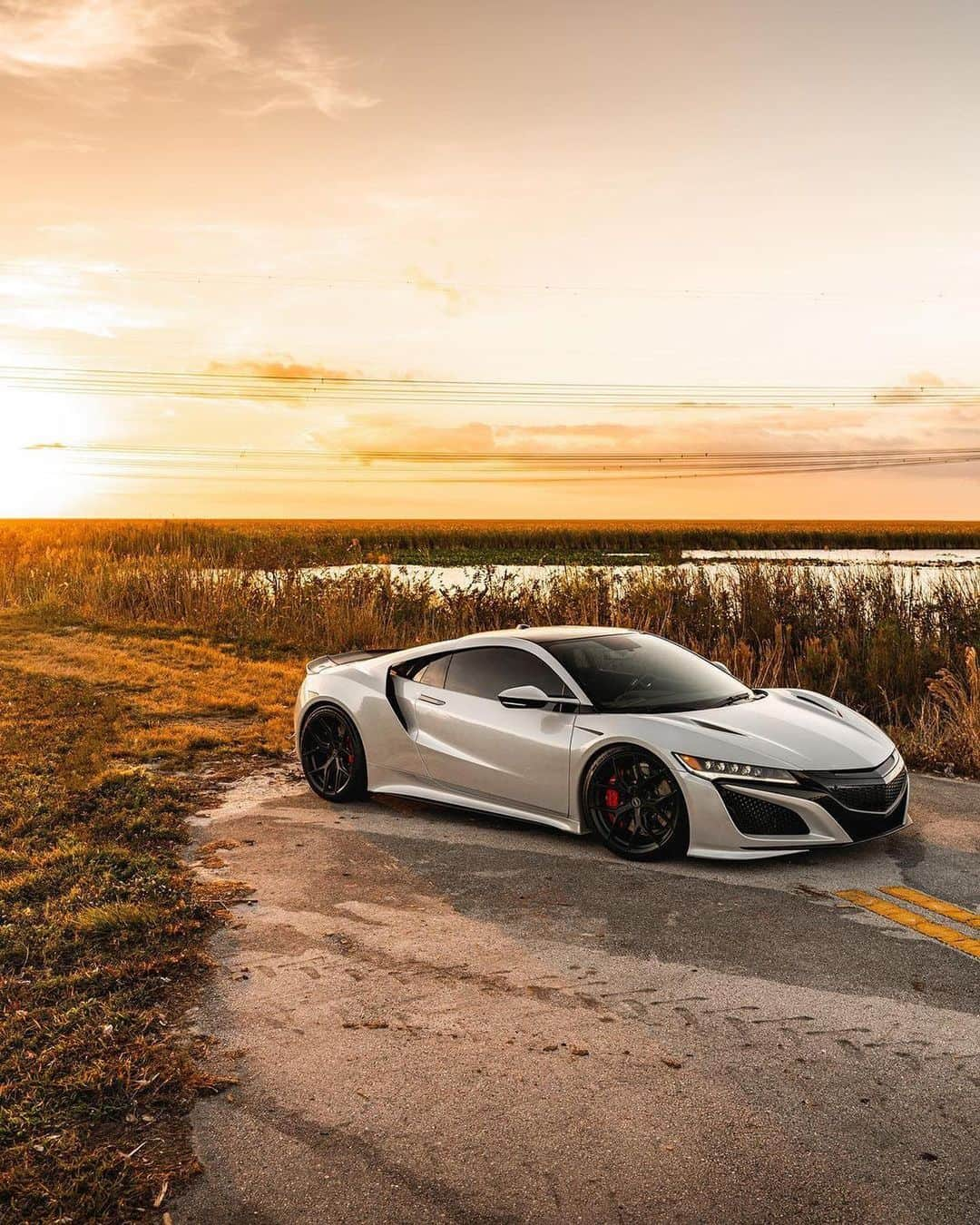 CARLiFESTYLEさんのインスタグラム写真 - (CARLiFESTYLEInstagram)「Acura NSX on @vossen. Thoughts? Photo @kfletchphotography @diego_vossen #carlifestyle」2月28日 22時49分 - carlifestyle